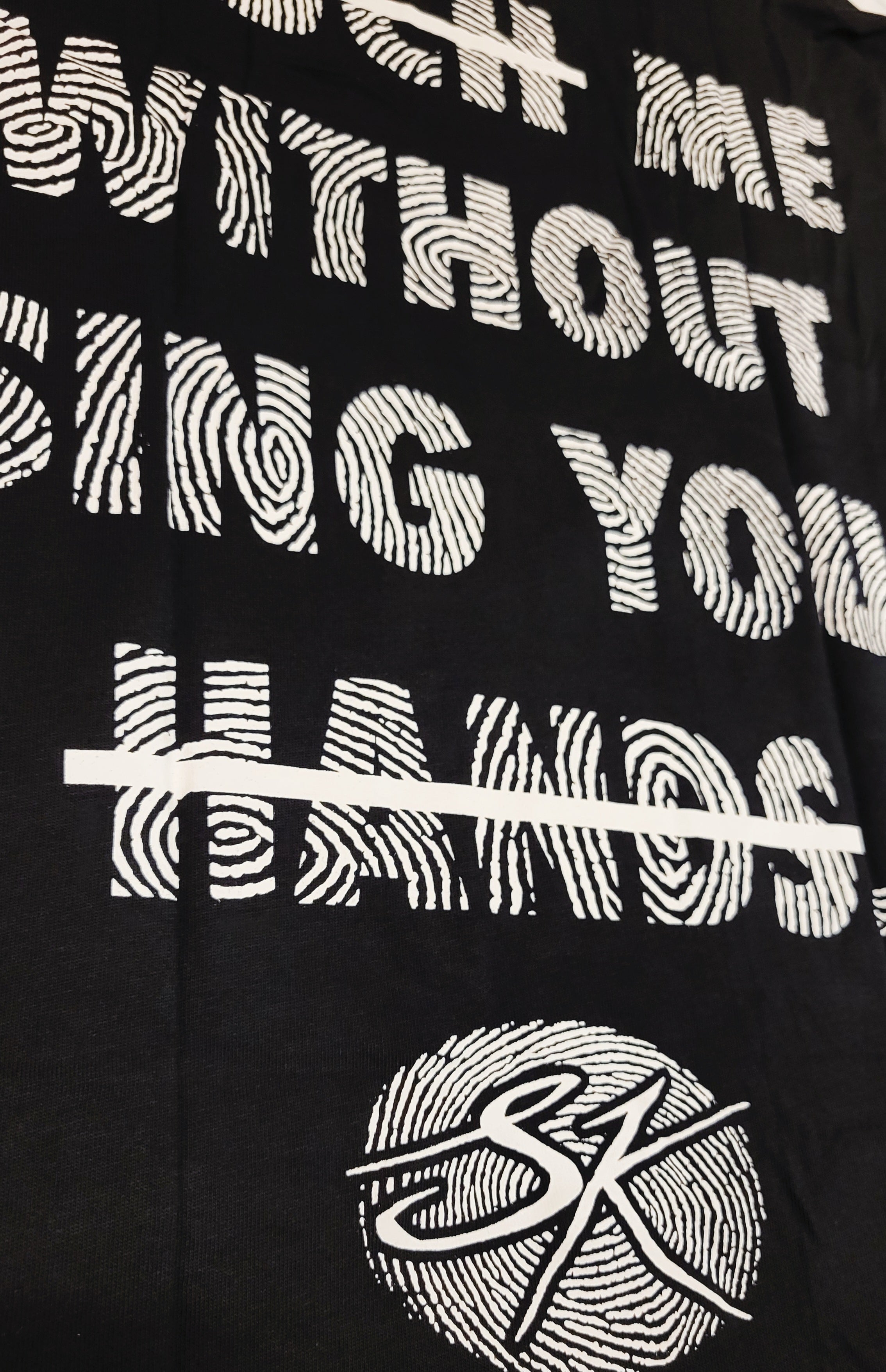 Black and white "Touch me" Fingerprint Energy tee